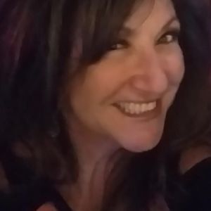 Meet your Posher, Valerie